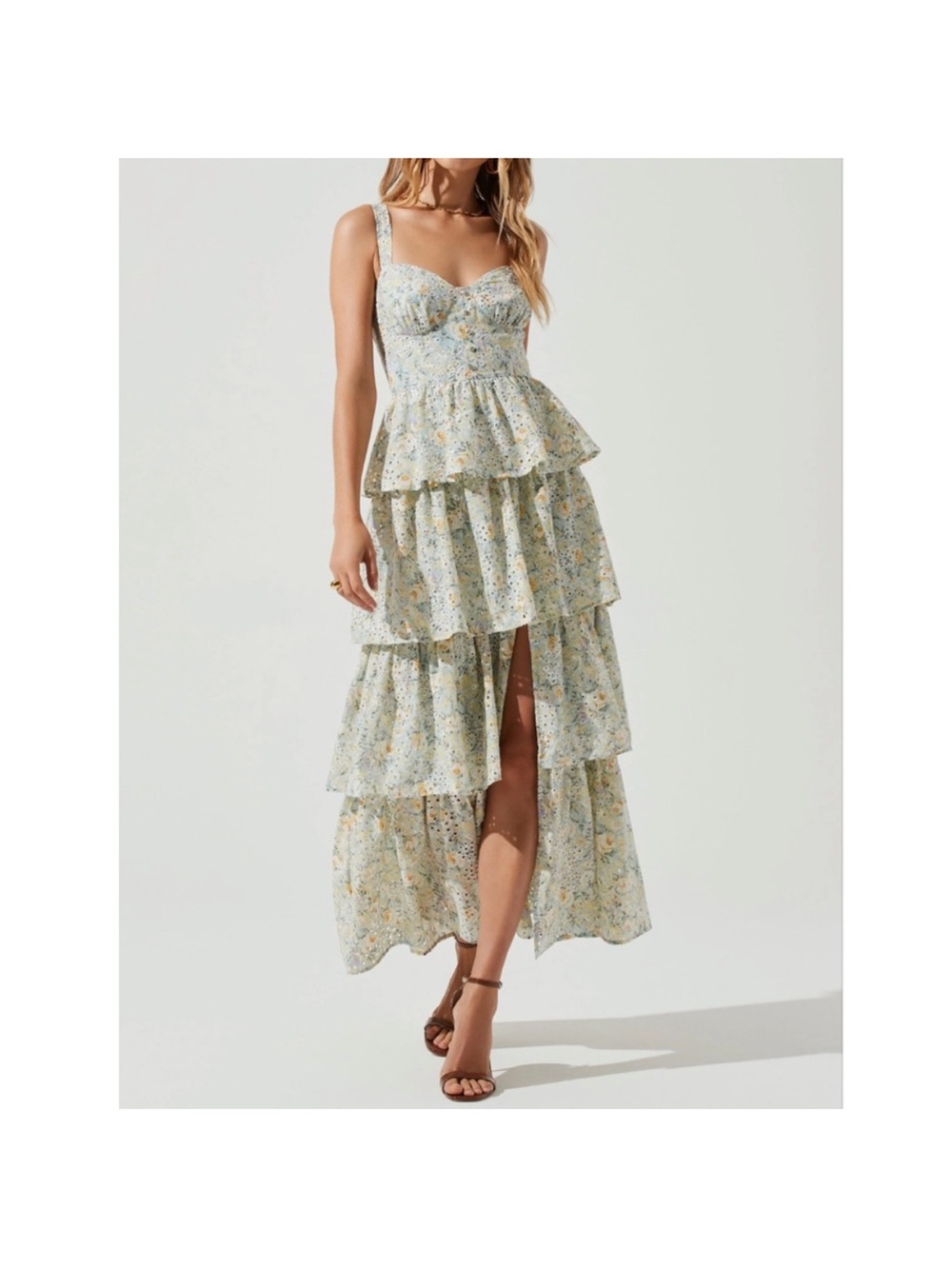 ASTR the label MIDSUMMER FLORAL TIERED MAXI DRESS